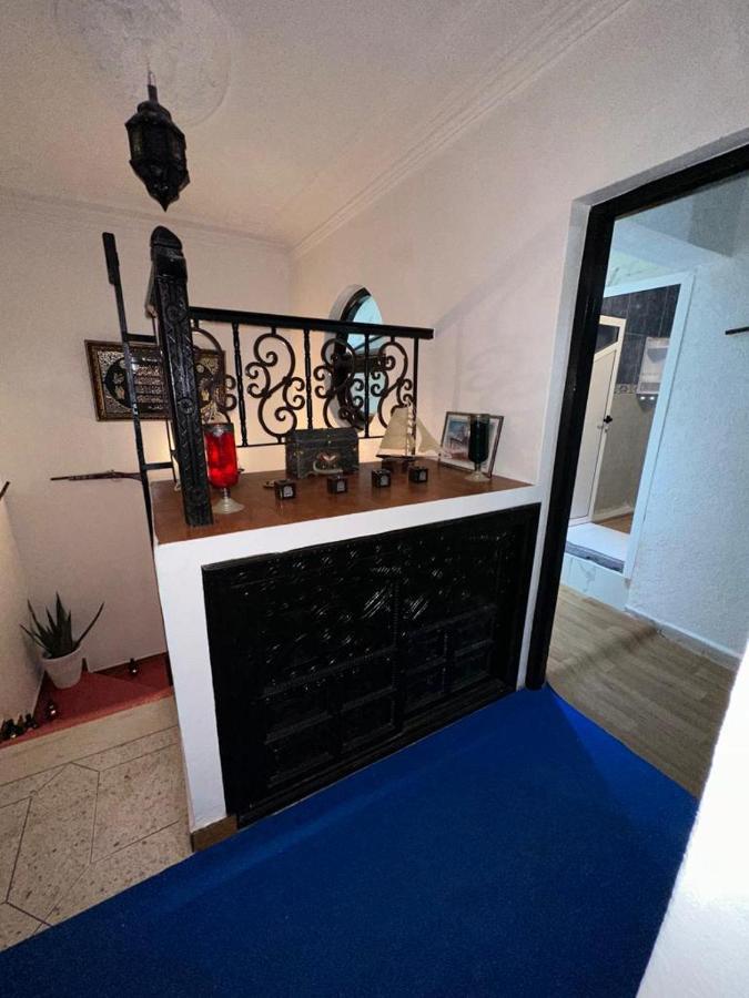 Hostel Dinosaur Anza Surf House *